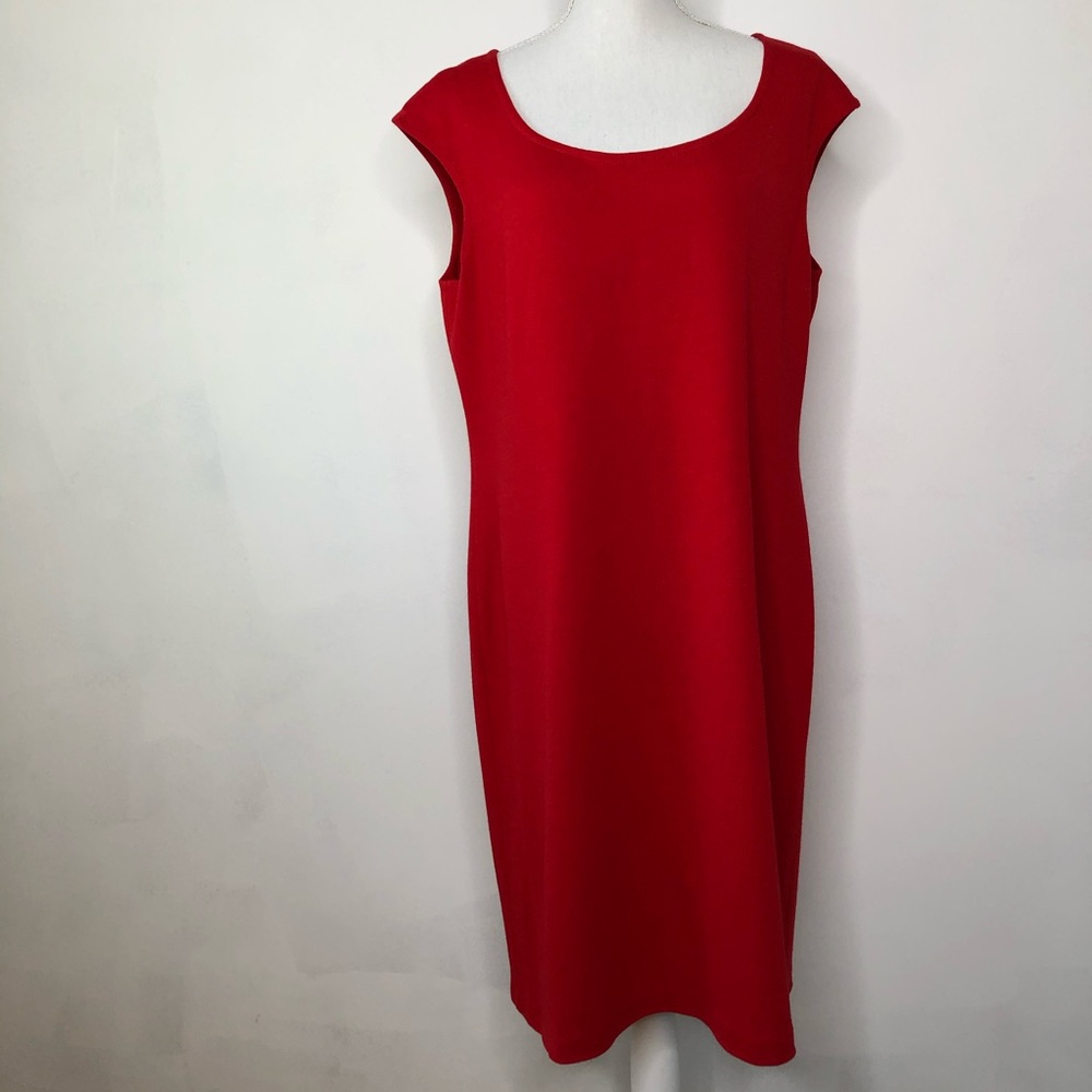 St. John Ana Boucle Knit Sheath Dress in Red Sz 16